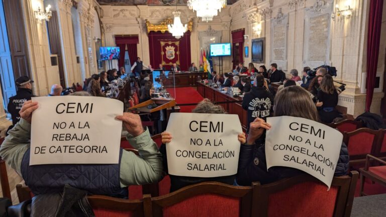 Protesta en el Pleno Municipal
